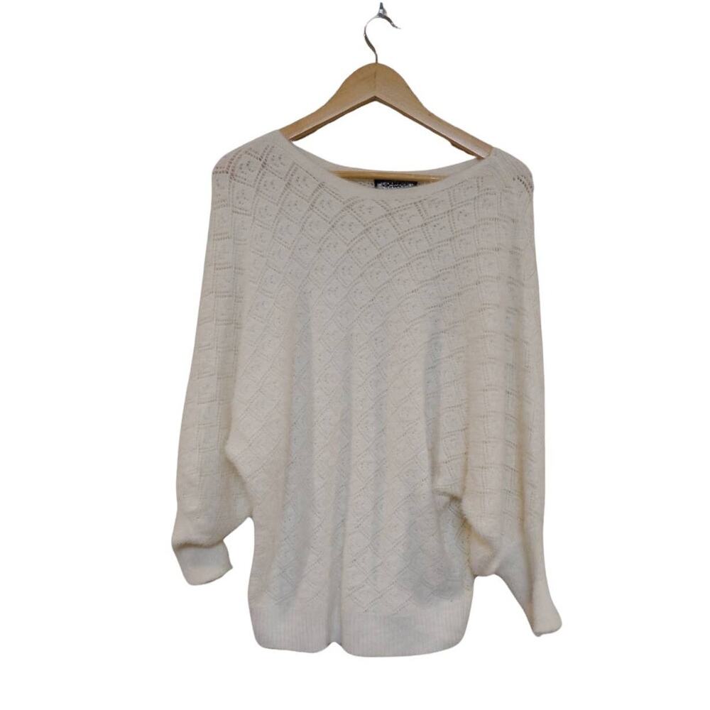 Oliver O soft white ivory sweater